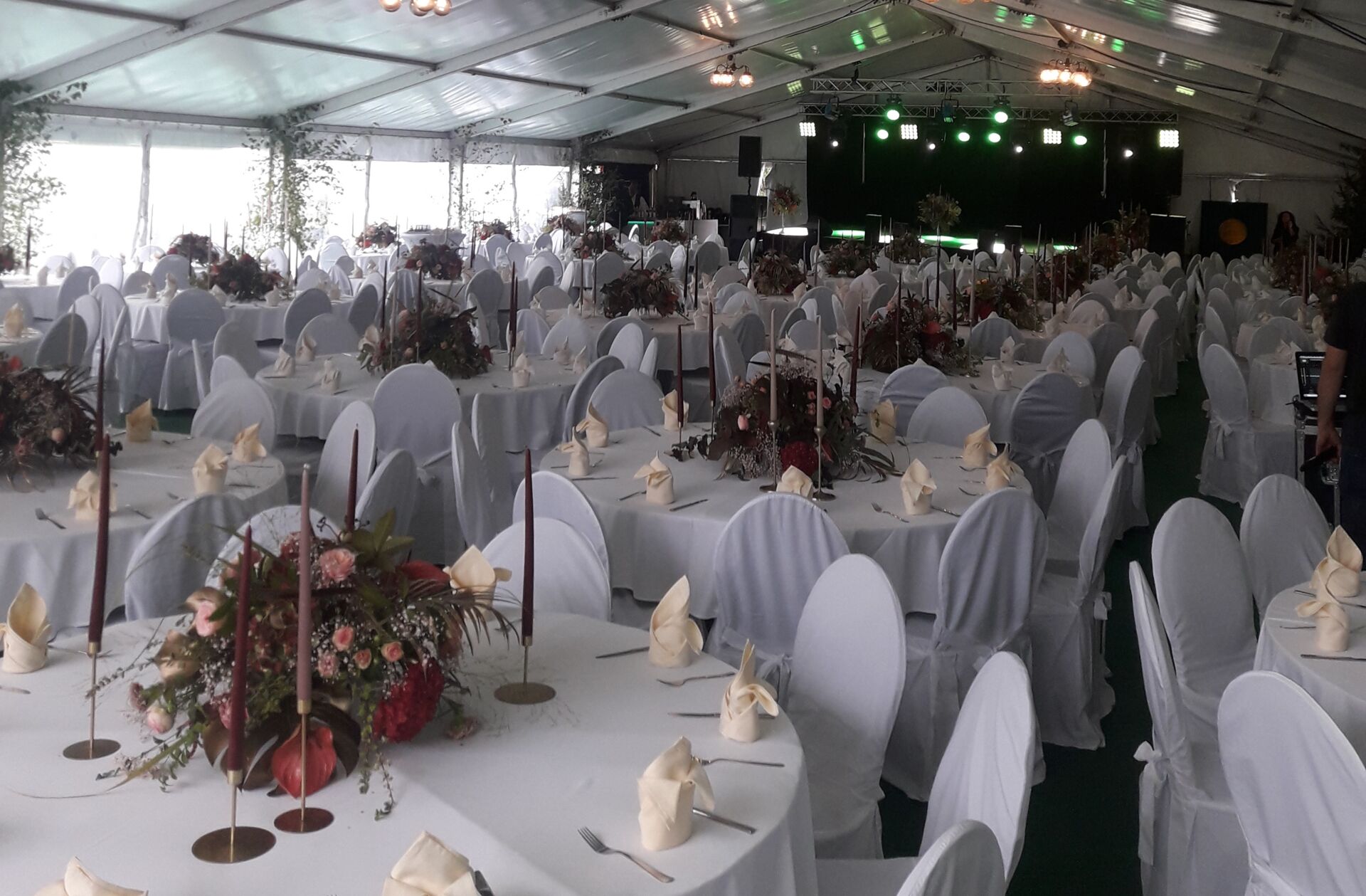 Vermietung Eventausstattung für Hochzeiten & Partyzelte Oberlausitz